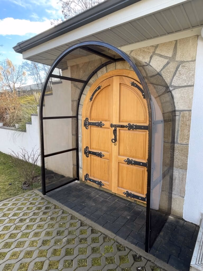 Deschide galeria proiectului