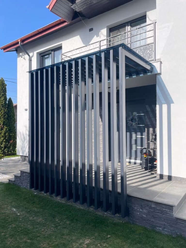 Deschide galeria proiectului